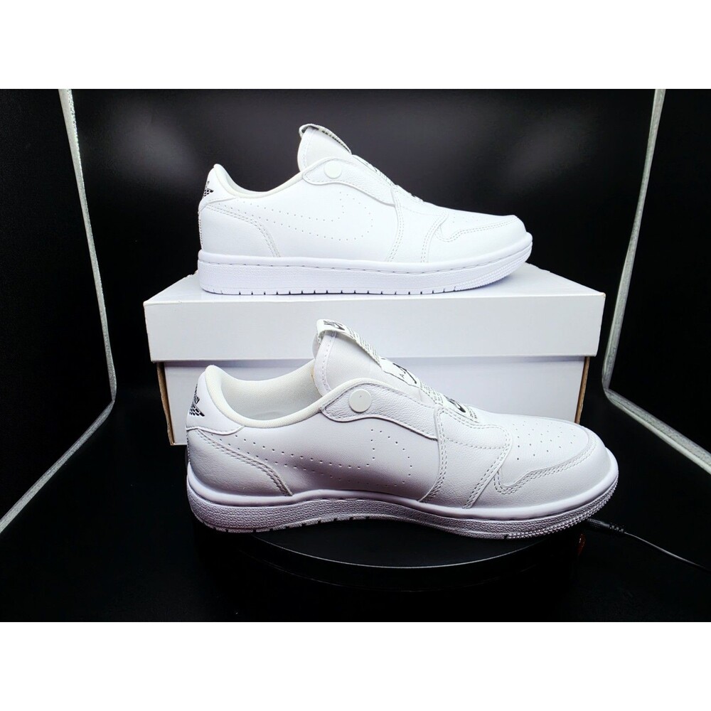 Jordan Women’s Air Jordan 1 Retro Low SlipOn Sneaker White/Black AV3918-6 Women